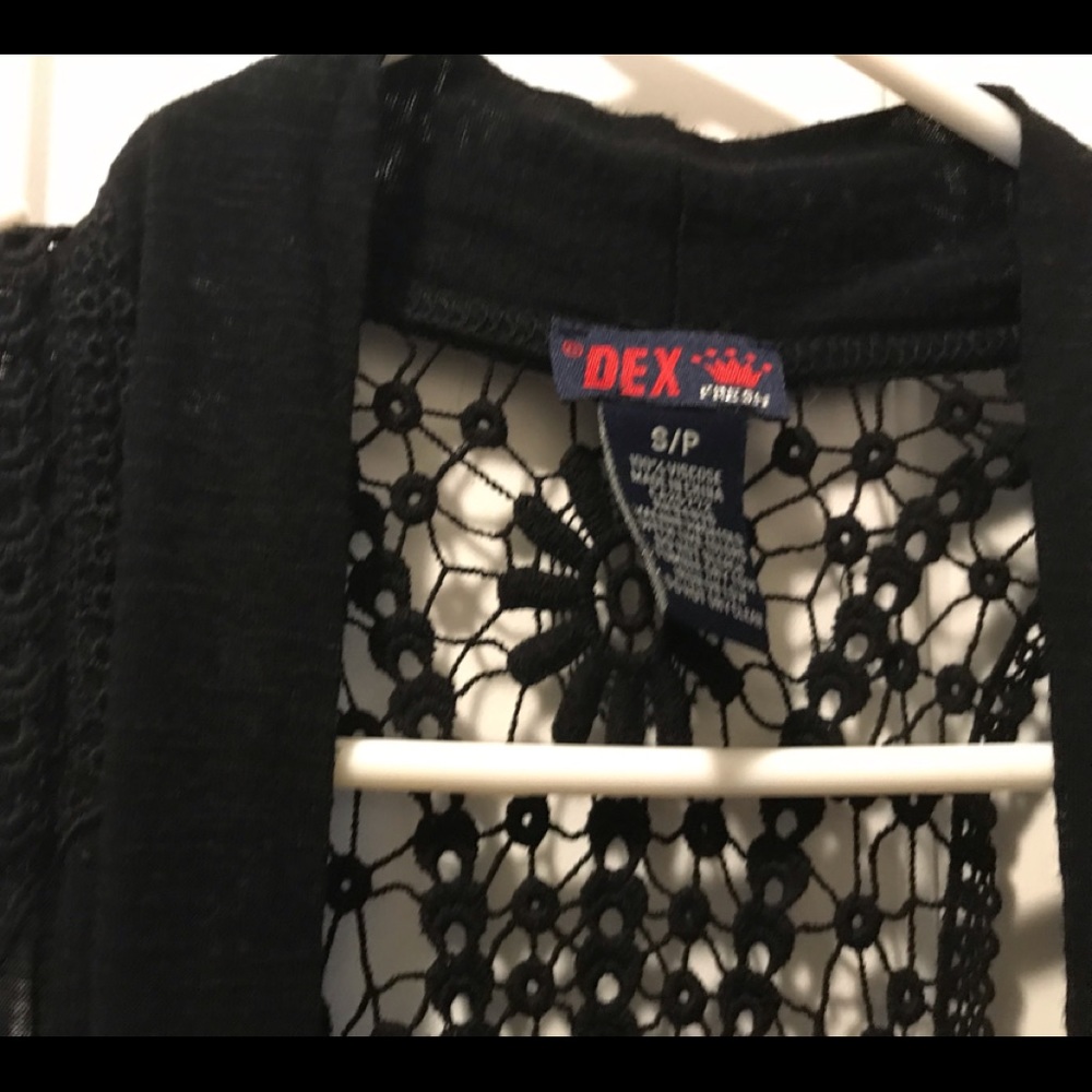 Black Sleeveless Tunic Top - Picture 5 of 5